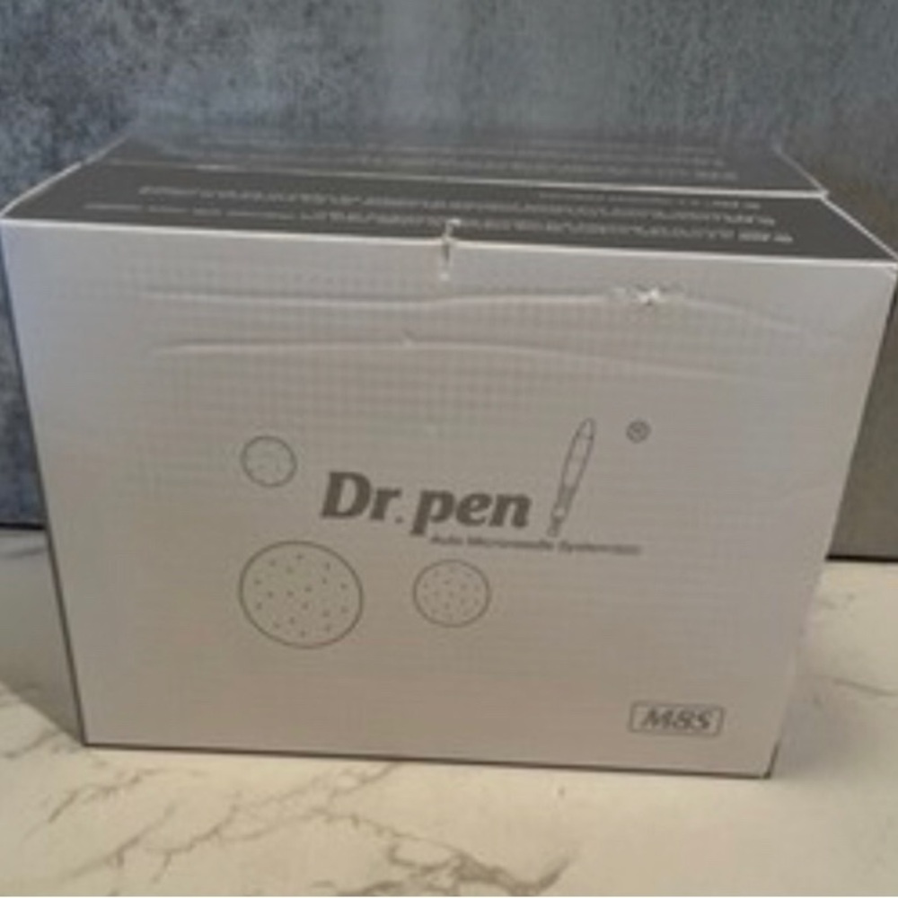 Dr. Pen M8S Microneedling Pen Elite